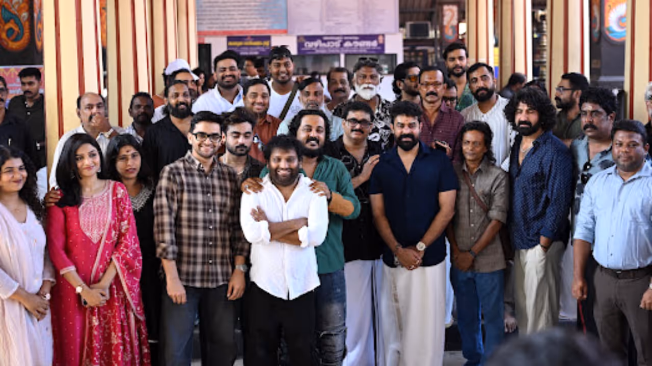 vipin atlee directing new movie steve and pauly starts at kochi vipin atlee directing new movie steve and pauly starts at kochi