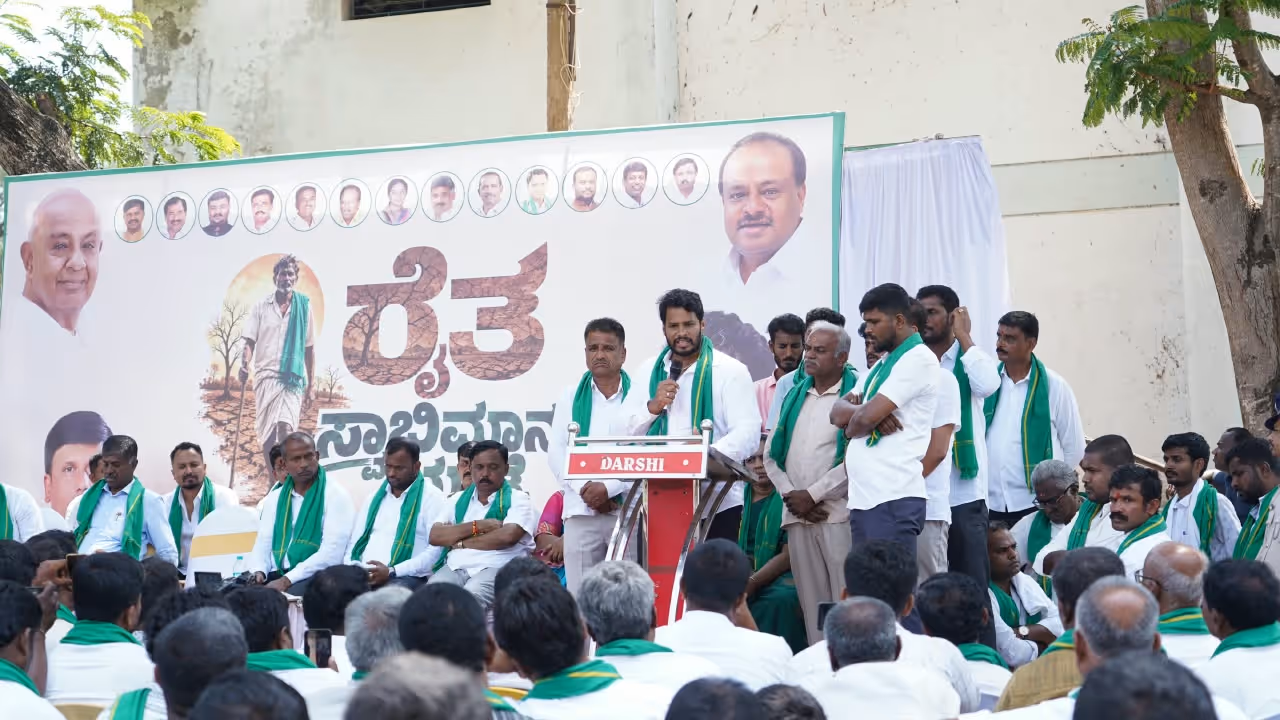 Nikhil Kumaraswamy Nikhil Kumaraswamy