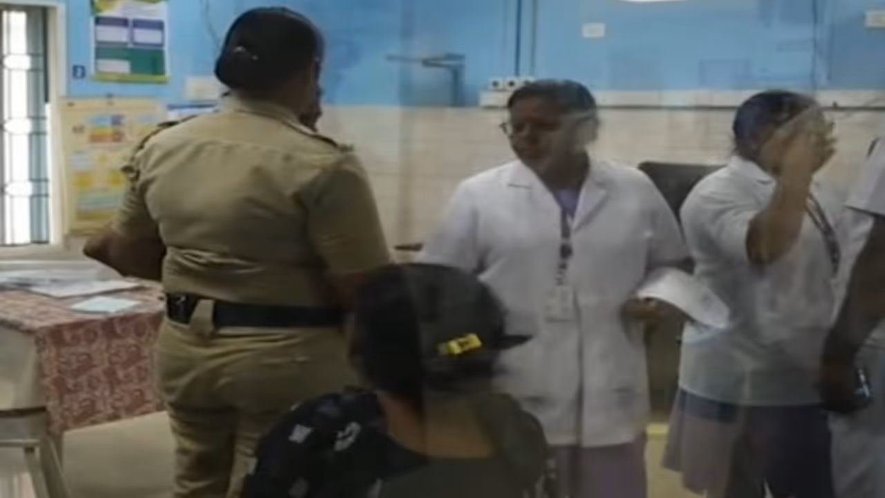 mother booked for attacking daughter mother booked for attacking daughter
