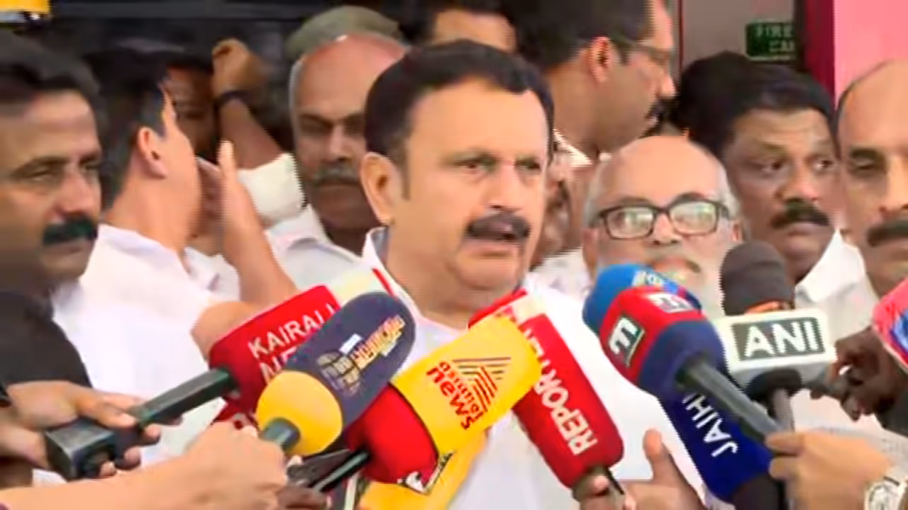k muraleedharan k muraleedharan