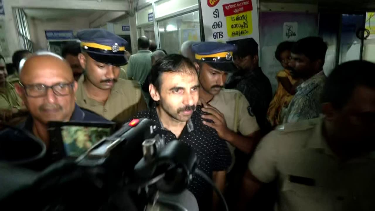 Unnikrishnan Potti arrest Unnikrishnan Potti arrest