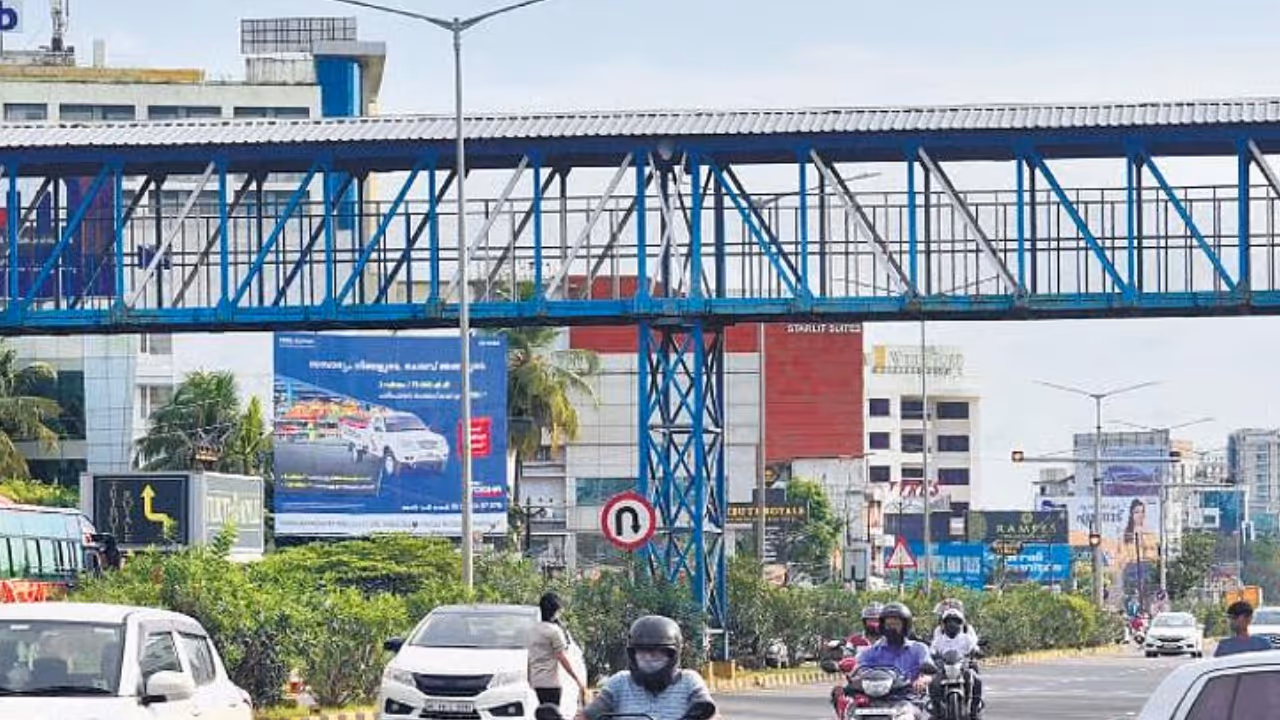 Foot overdridges Foot overdridges