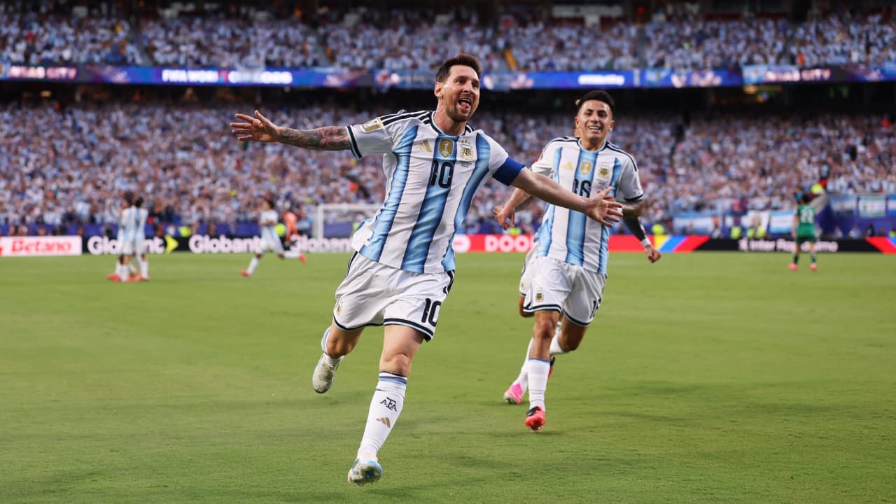 Lionel Messi Breaks Ronaldo Record for Oldest World Cup Hat Trick Lionel Messi Breaks Ronaldo Record for Oldest World Cup Hat Trick