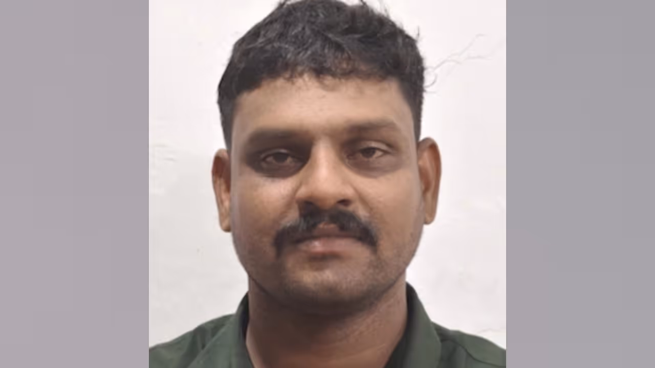 Yuvamorcha leader Yuvamorcha leader