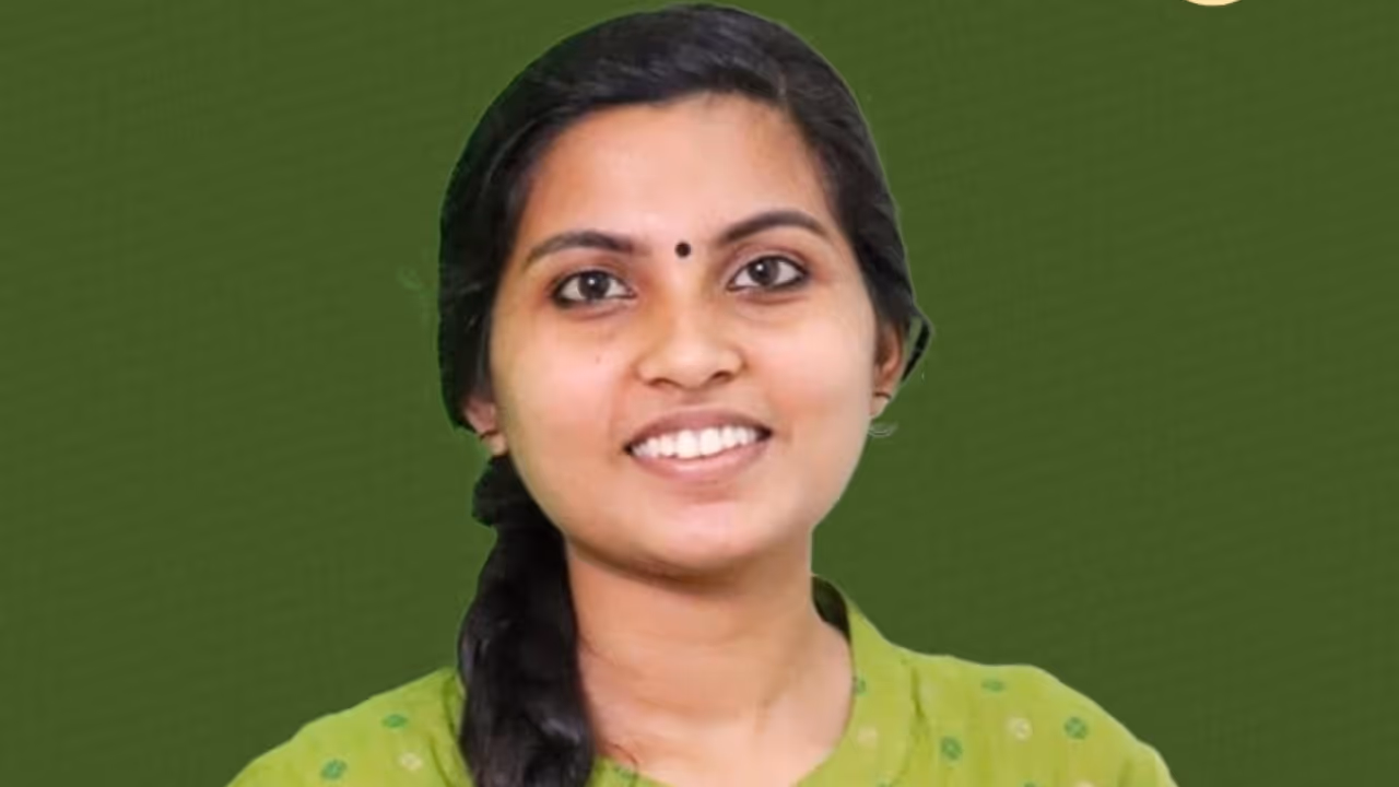 K Anusree SFI K Anusree SFI