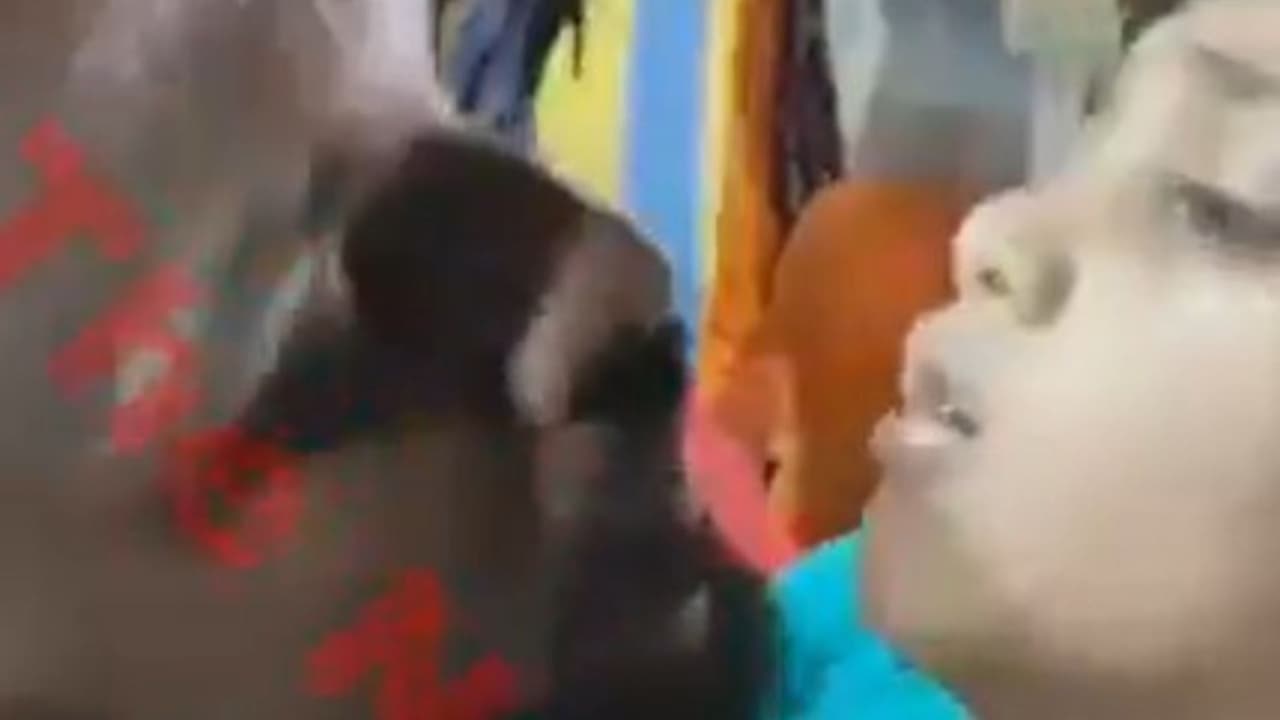 लहान मुलाचा फोटो लहान मुलाचा फोटो