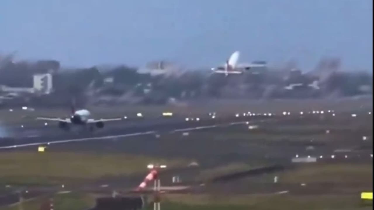 एअर इंडिया आणि इंडिगो फ्लाईट 