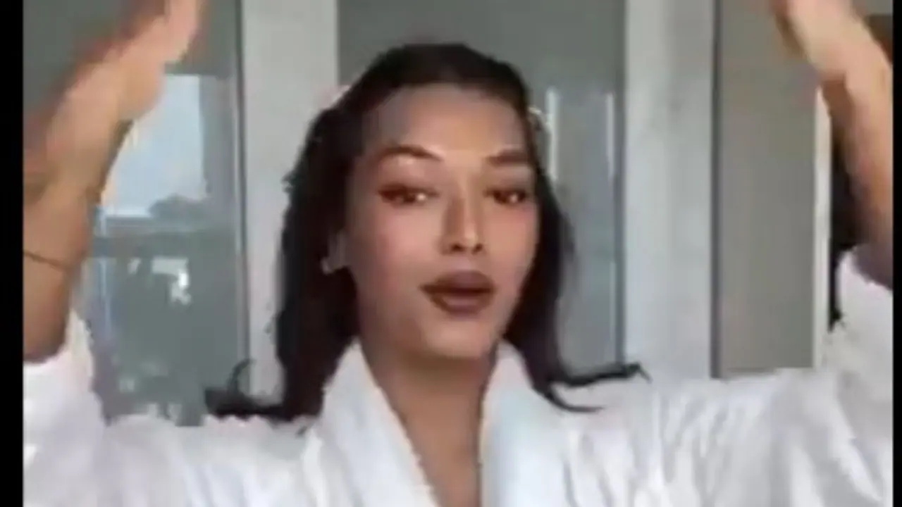 social media influencer social media influencer