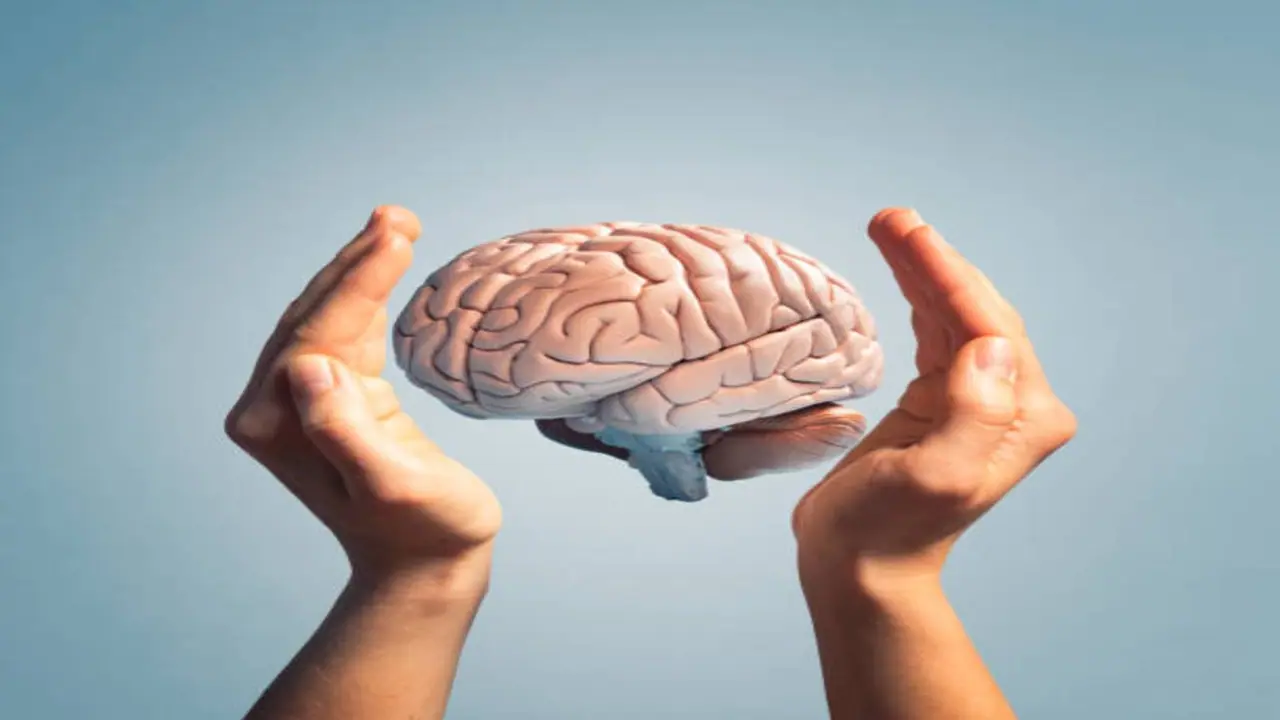 5 essential vitamins to boost your brain health