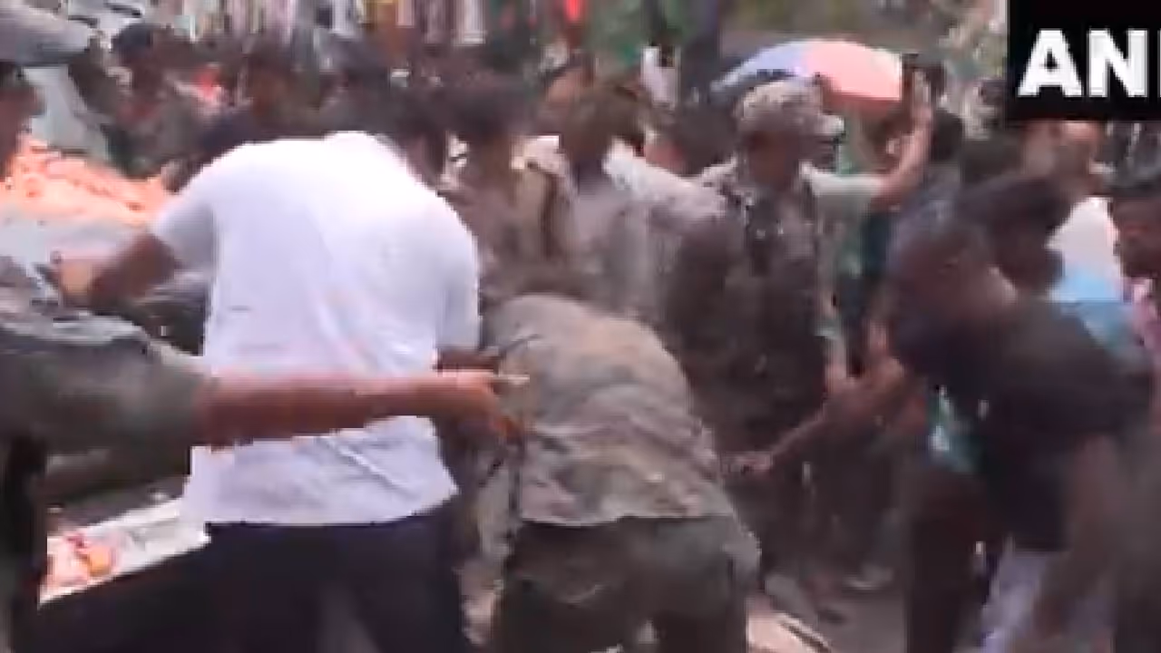 Rahul Gandhi accident