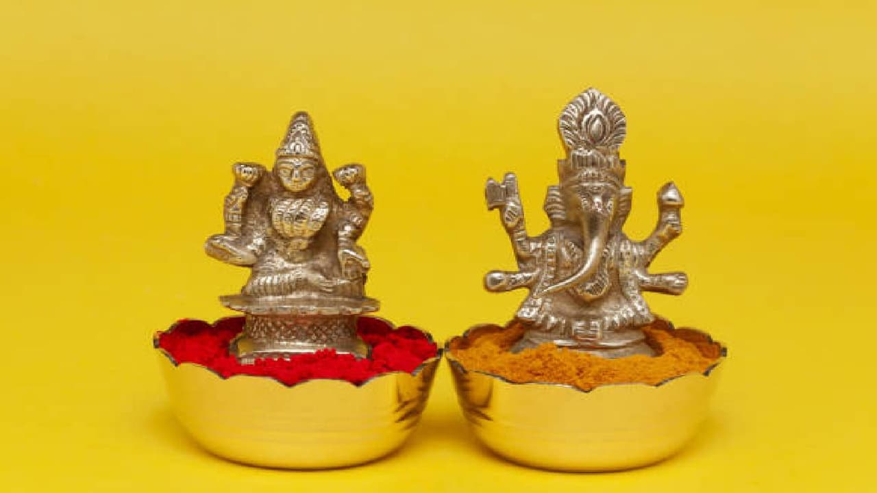 Lakshmi Ganesh Murti Buying Muhurat 2025