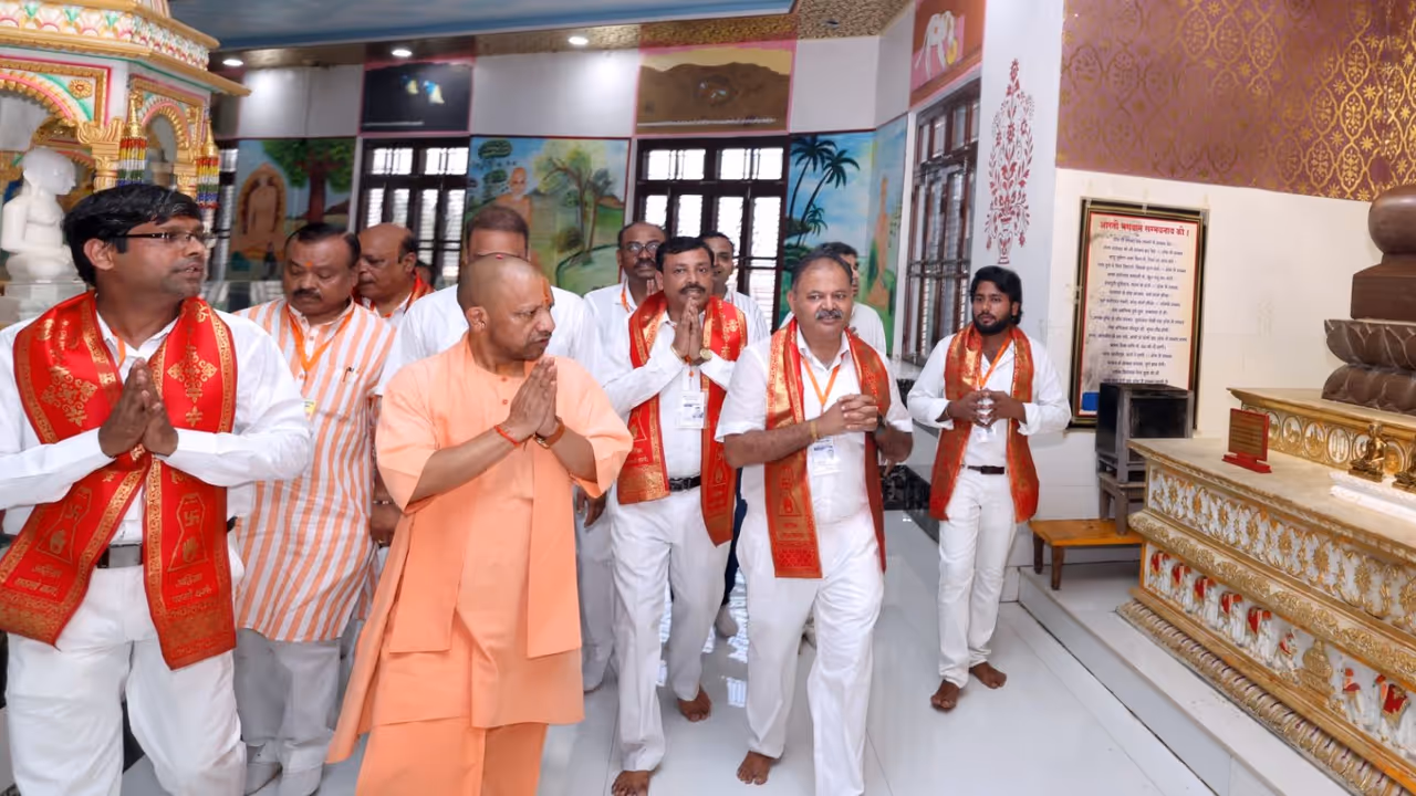 Khadi Fashion Show and Cultural Program Khadi Fashion Show and Cultural Program