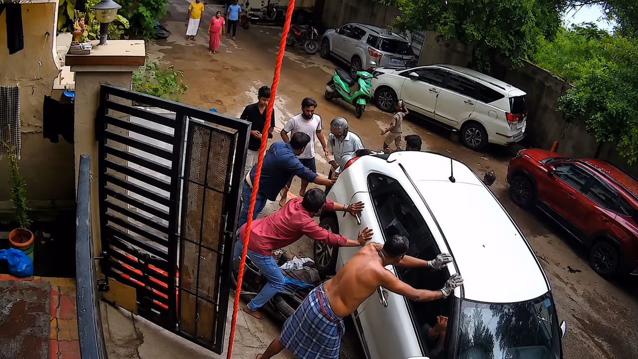 hyderabad minor car crash hyderabad minor car crash