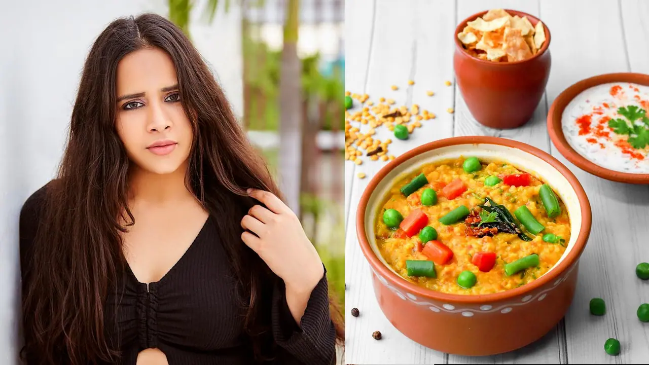 Khichuri is sold by millionaire owner female model Abha Singhaal bsm Khichuri is sold by millionaire owner female model Abha Singhaal bsm