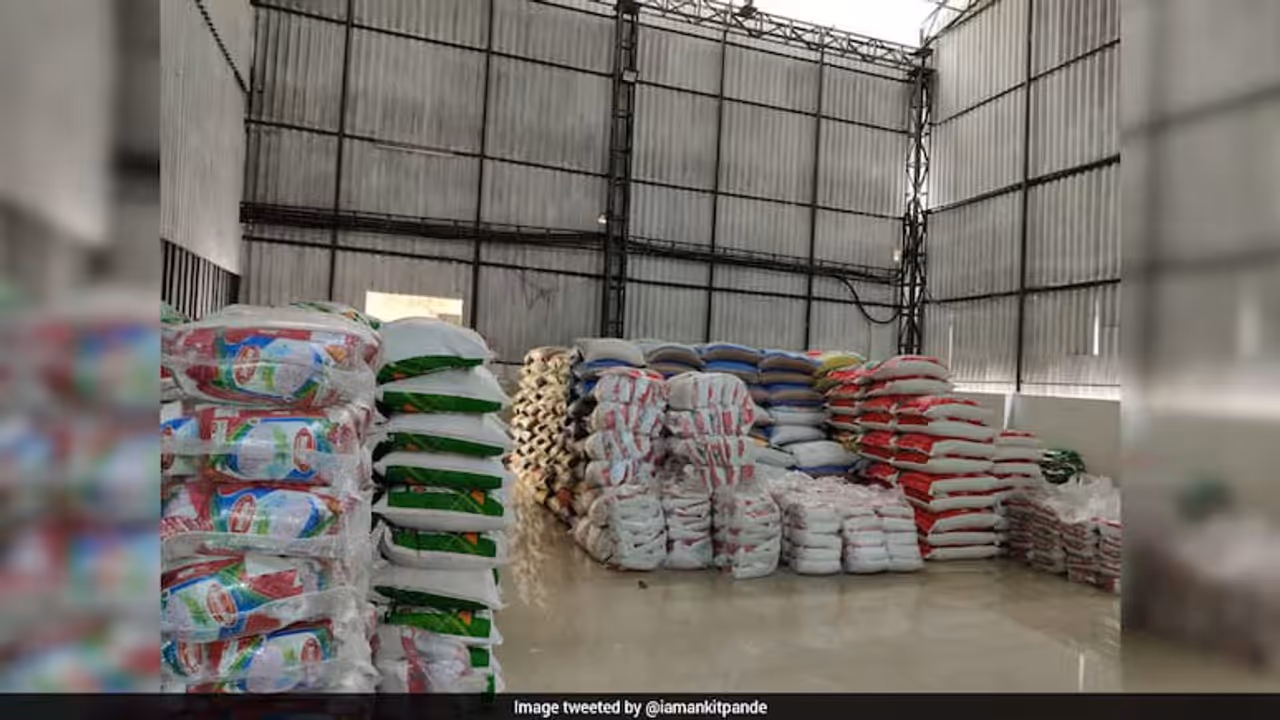 Viral post claims man earns ₹25 lakh a year after choosing rice trade Viral post claims man earns ₹25 lakh a year after choosing rice trade