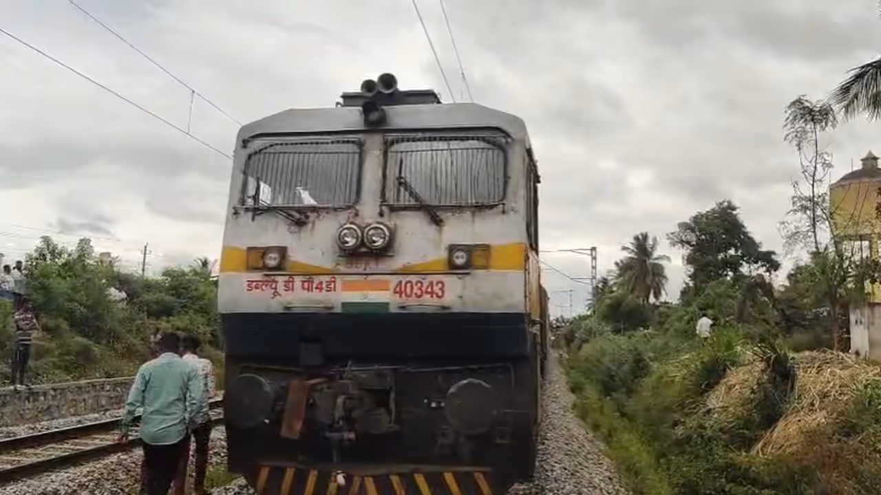 Indian Railway workers