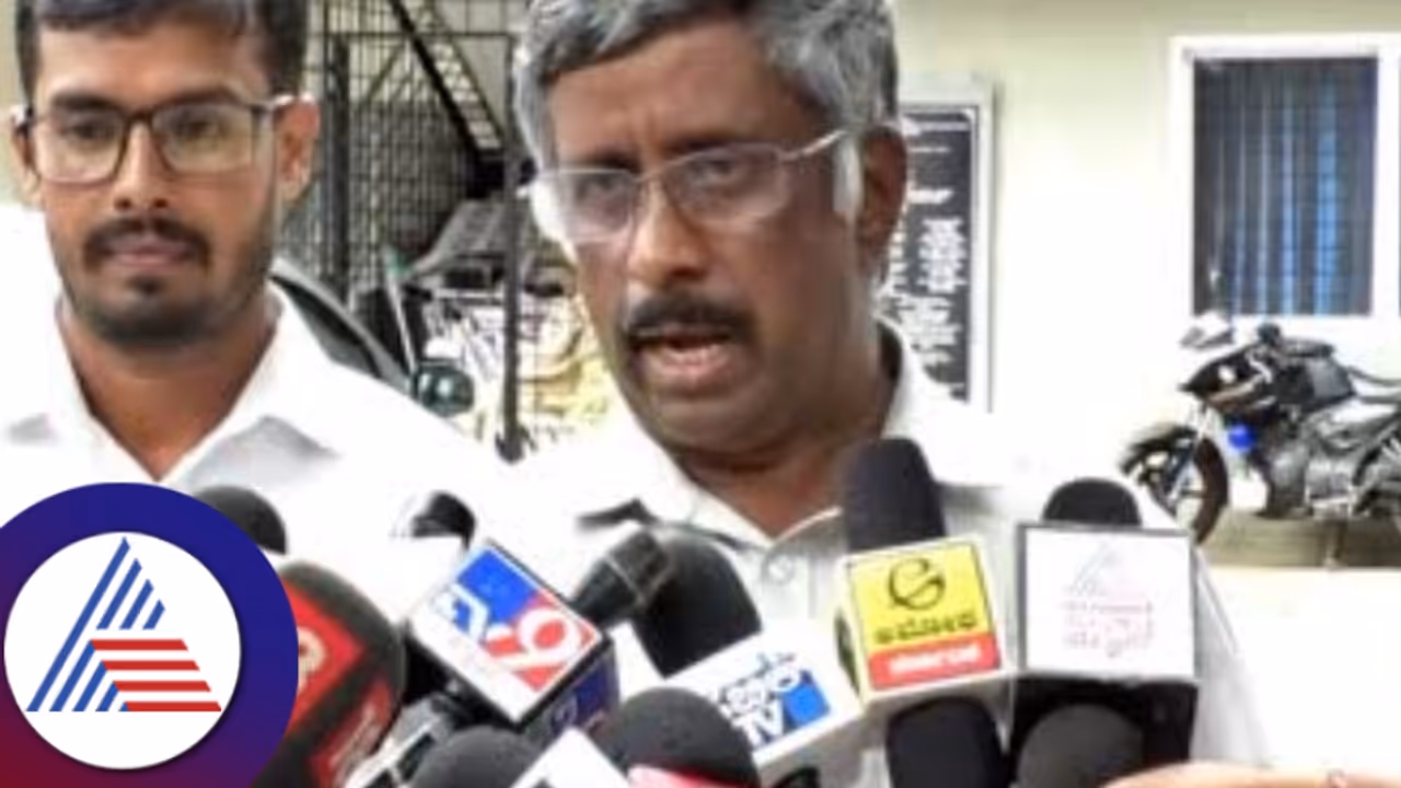 Snehamayi krishna Snehamayi krishna