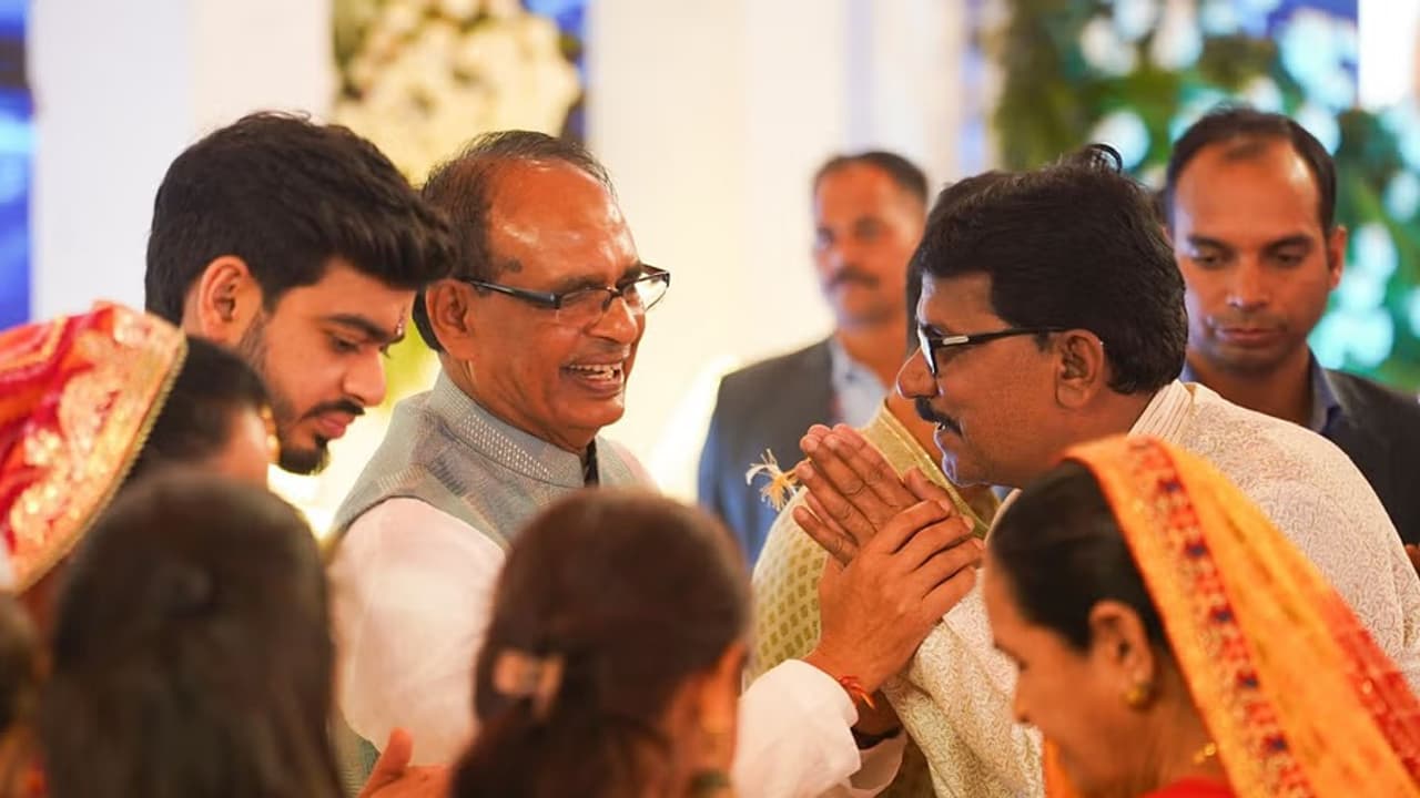 shivraj singh chouhan sons marriage shivraj singh chouhan sons marriage