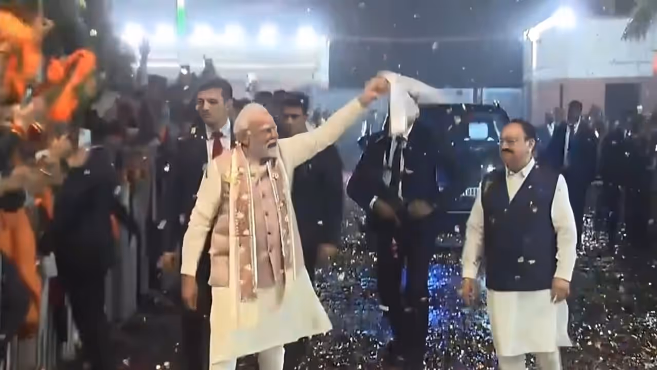 Bihar Elections: PM Modi at BJP headquarters in Delhi Bihar Elections: PM Modi at BJP headquarters in Delhi