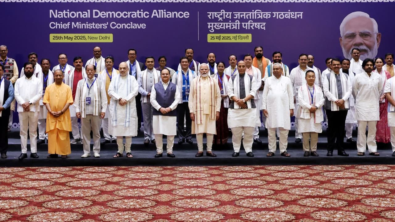 PM Modi NDA CMs Meeting PM Modi NDA CMs Meeting