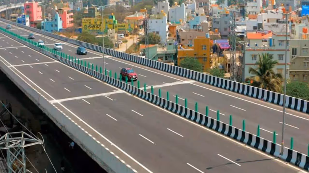 Bengaluru–Mysuru Expressway records high toll revenue and accidents Bengaluru–Mysuru Expressway records high toll revenue and accidents