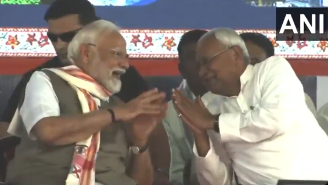 bikramganj rally nitish kumar thanks atal not modi speech pm modi visit bihar 2025