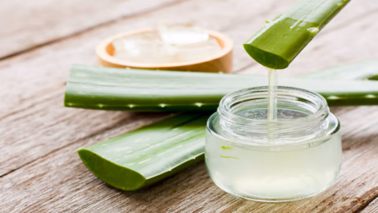 aloe vera gel aloe vera gel