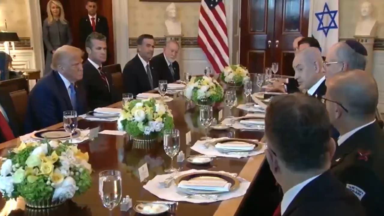 Benjamin Netanyahu with Donald Trump Benjamin Netanyahu with Donald Trump