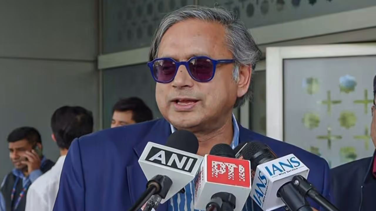 Shashi Tharoor Shashi Tharoor