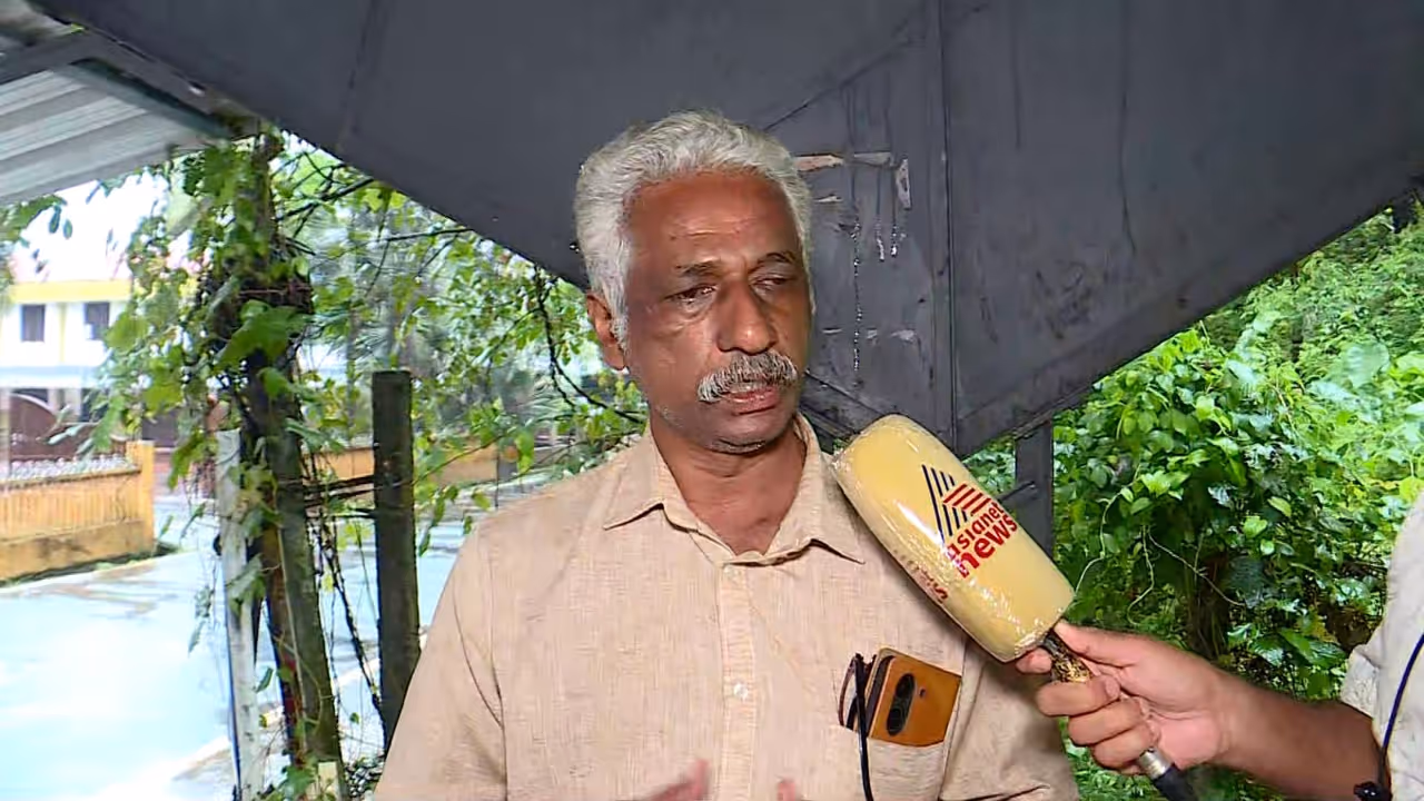 cpi leader mukundan 