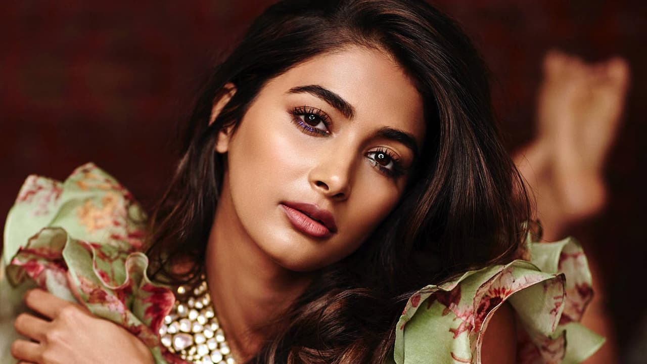 Pooja Hegde Heartbroken Pooja Hegde Heartbroken