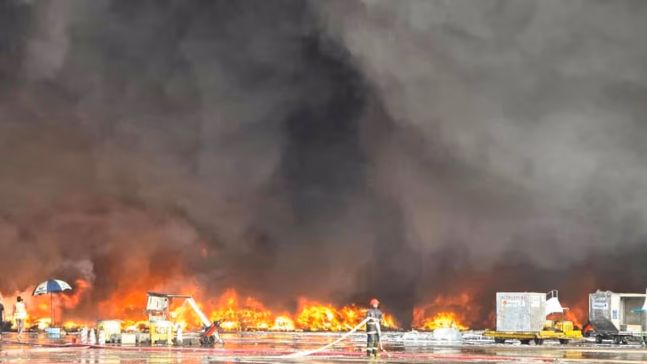 Dhaka Airport Fire