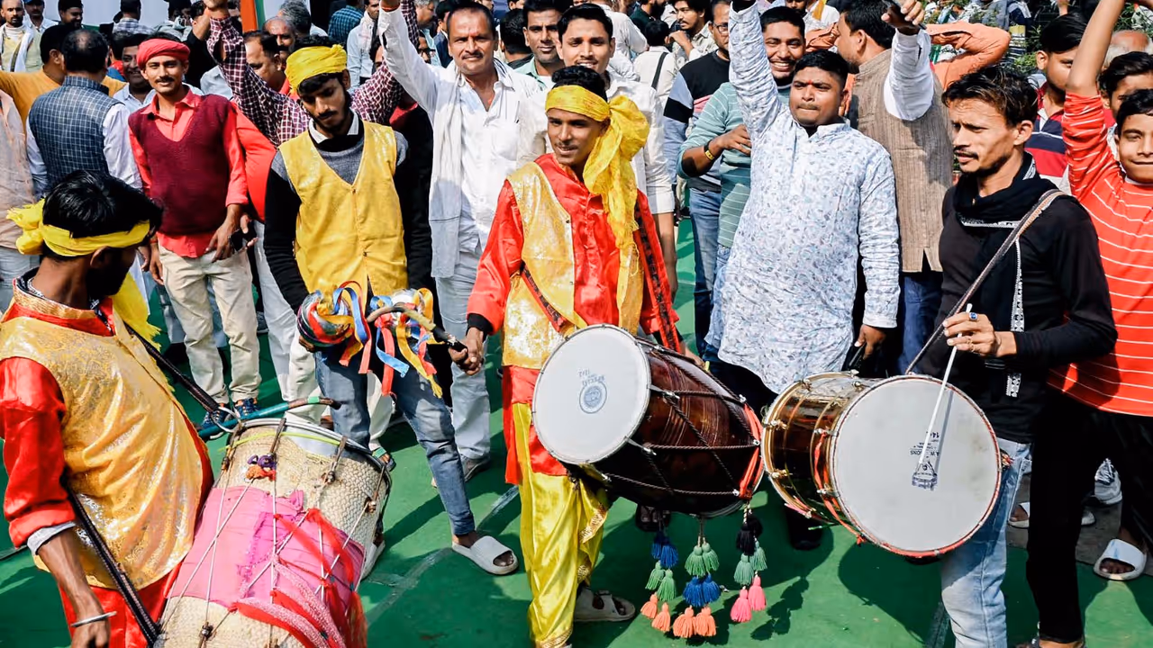 election result 2025 JDU BJP nitish kumar celebration patna to mokama