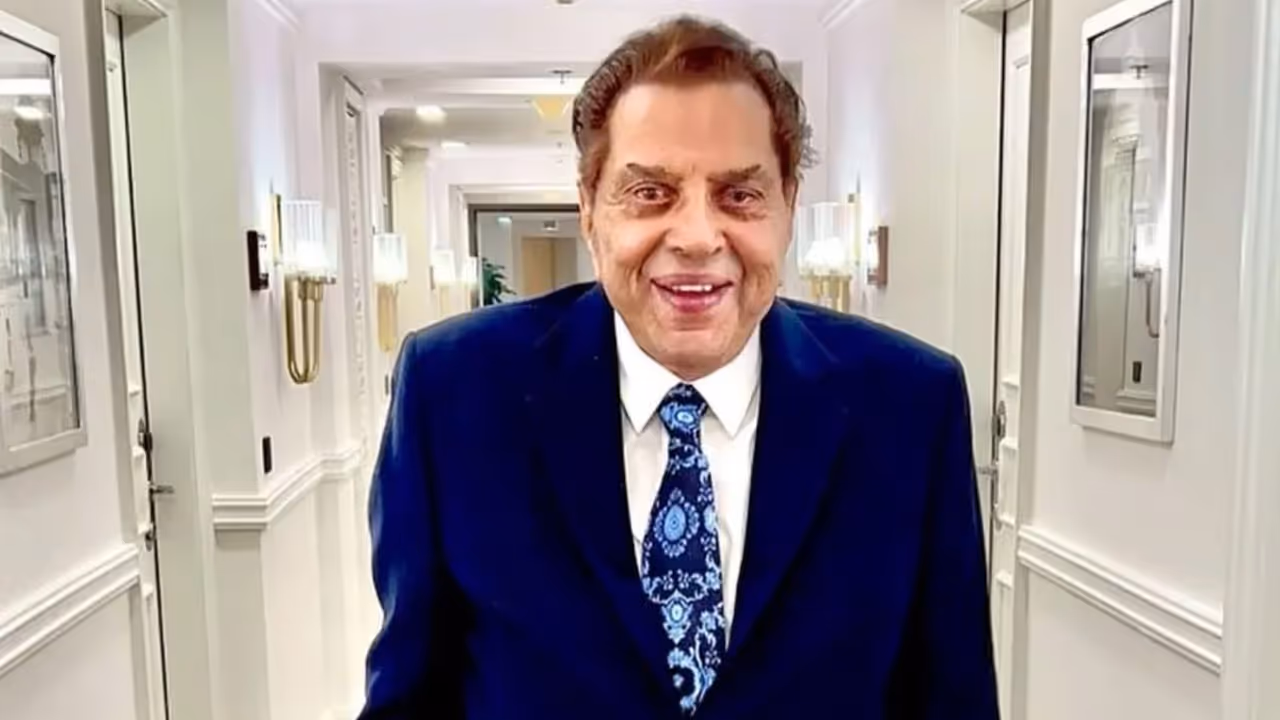 dharmendra work in 300 films his debut and last movie name 