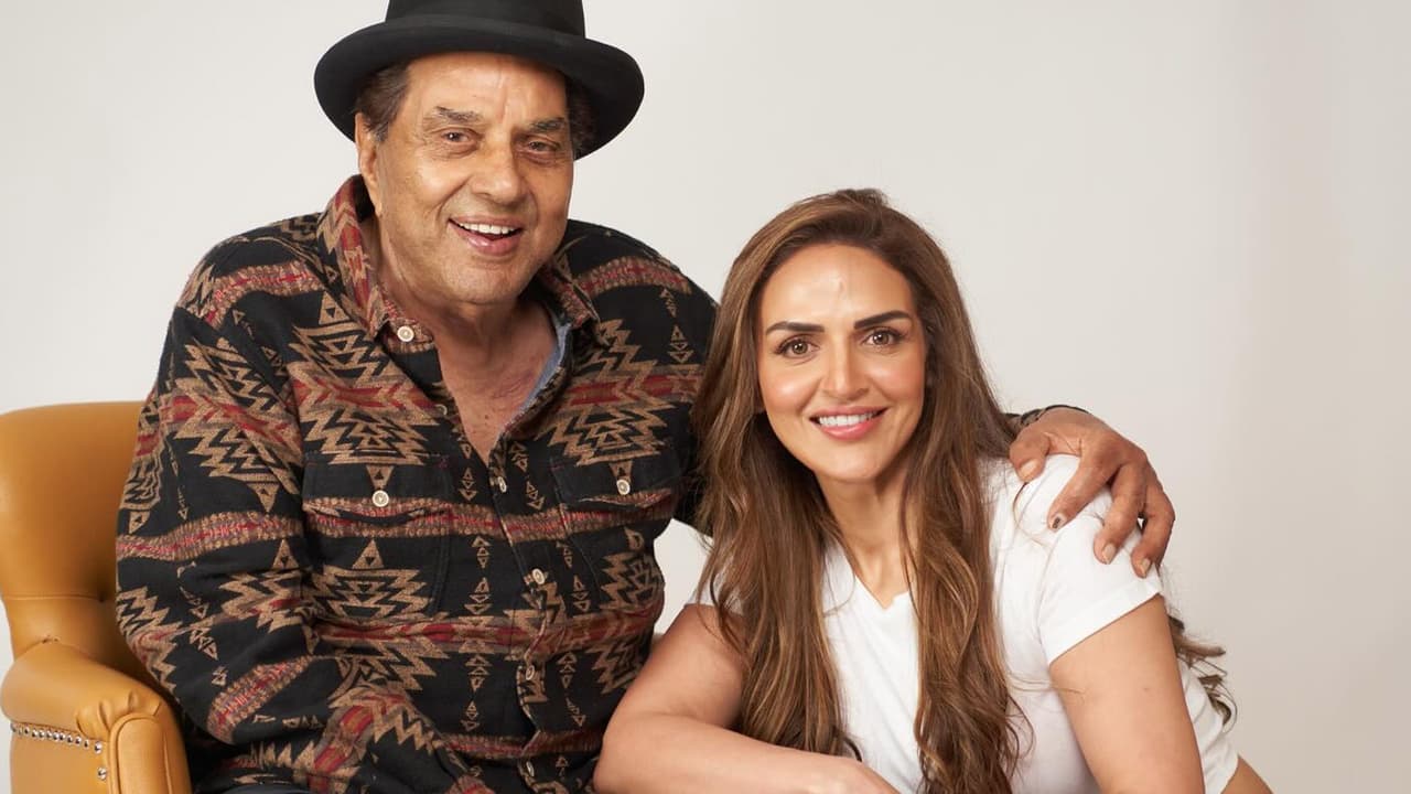 esha deol tribute to dharmendra esha deol tribute to dharmendra