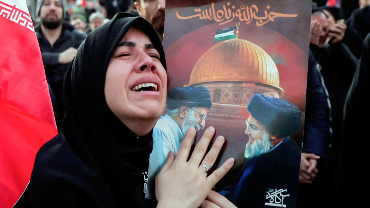 khamenei death protest pics khamenei death protest pics