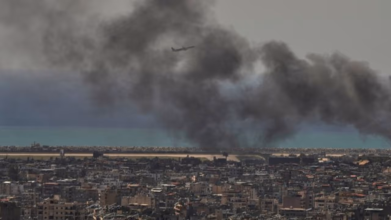 iran us israel conflict iran missile strike us trump war economy diplomacy iran us israel conflict iran missile strike us trump war economy diplomacy