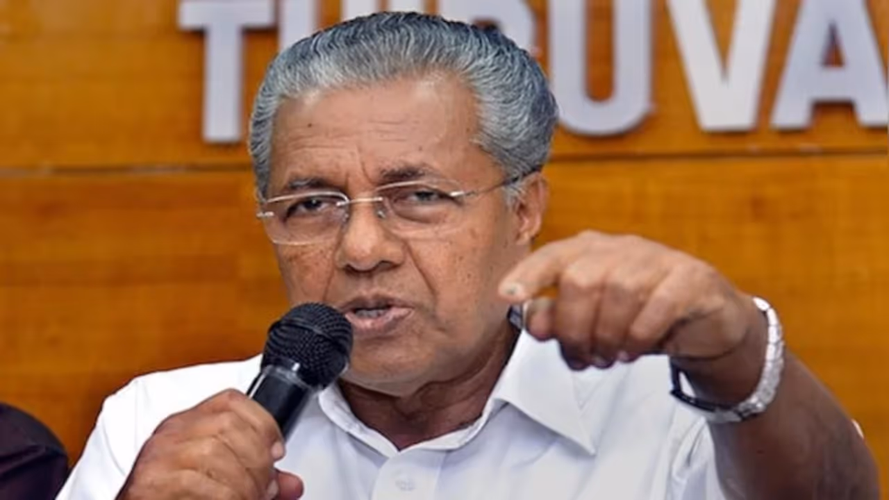 ed raid pinarayi vijayan house cmrl scam t veena exalogic money laundering kerala politics ed raid pinarayi vijayan house cmrl scam t veena exalogic money laundering kerala politics