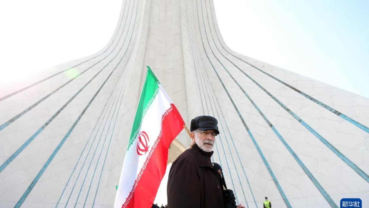 iran closes strait of hormuz global oil prices energy crisis us iran conflict iran closes strait of hormuz global oil prices energy crisis us iran conflict