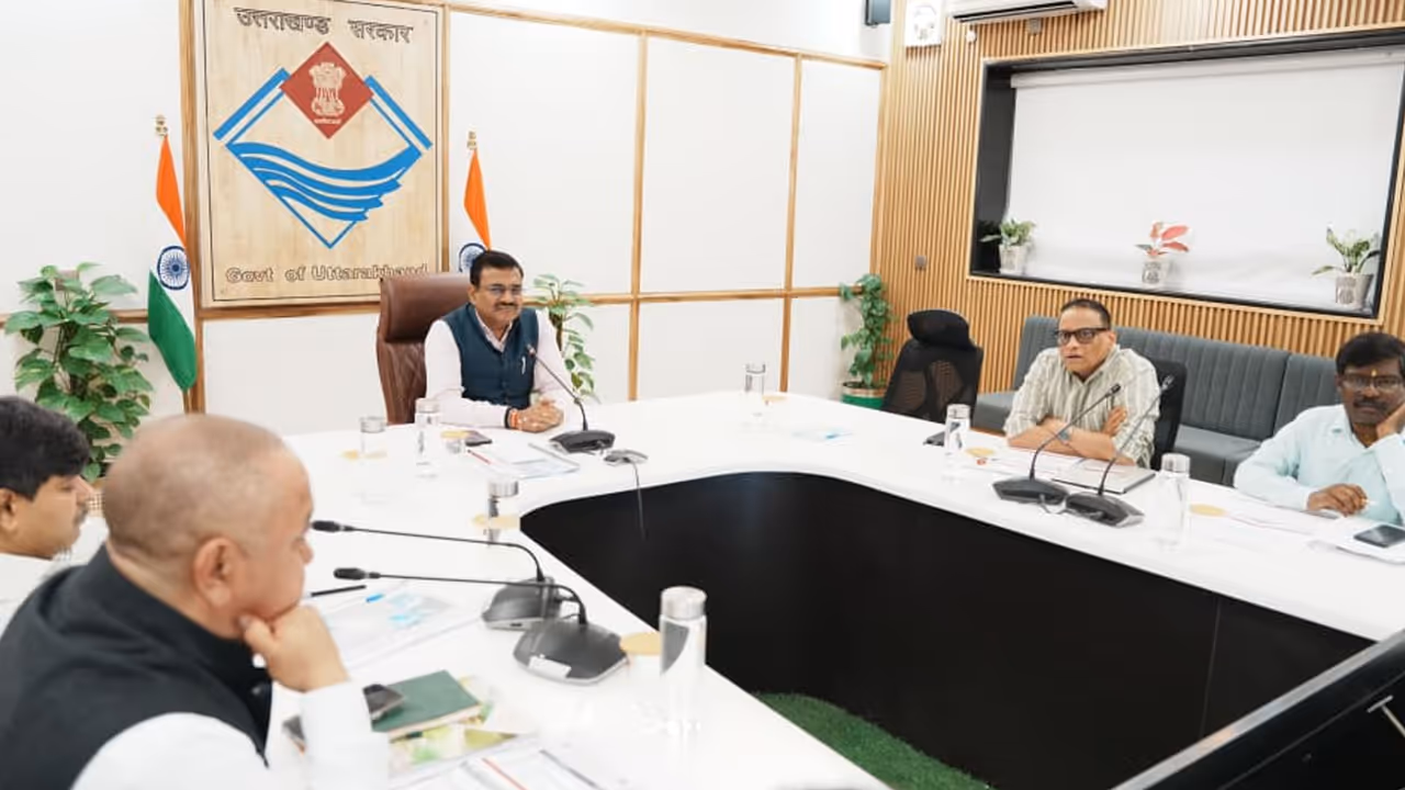 Anand Bardhan Directs Preparation of Comprehensive Master Plan for Tehri Lake Anand Bardhan Directs Preparation of Comprehensive Master Plan for Tehri Lake
