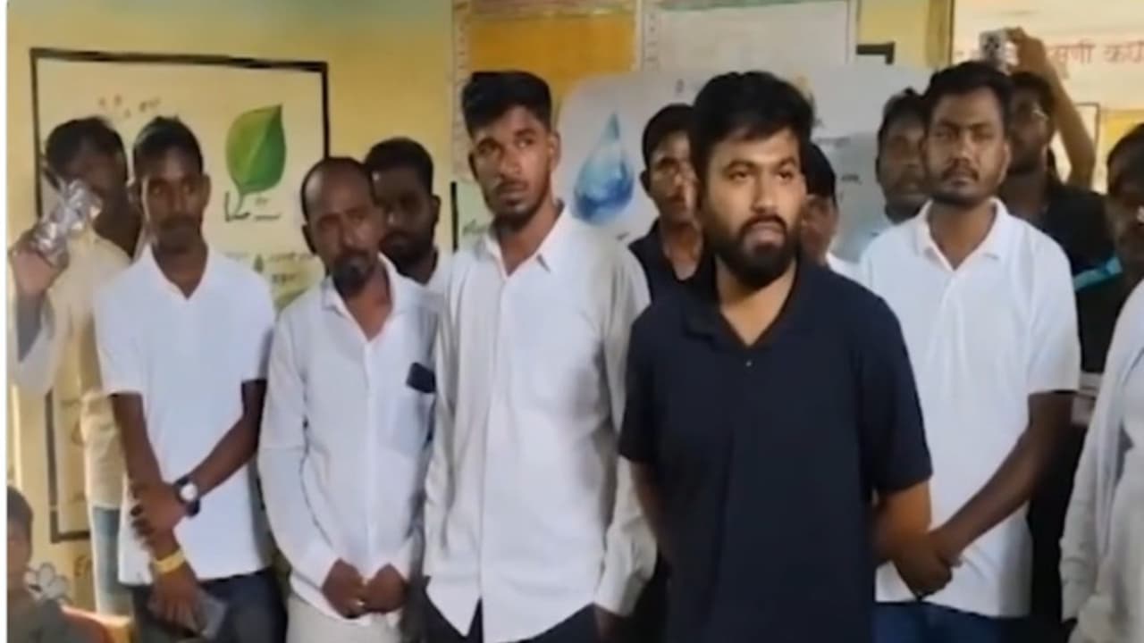 abhijit dipke fir government school entry teachers threat latur maharashtra cjp abhijit dipke fir government school entry teachers threat latur maharashtra cjp