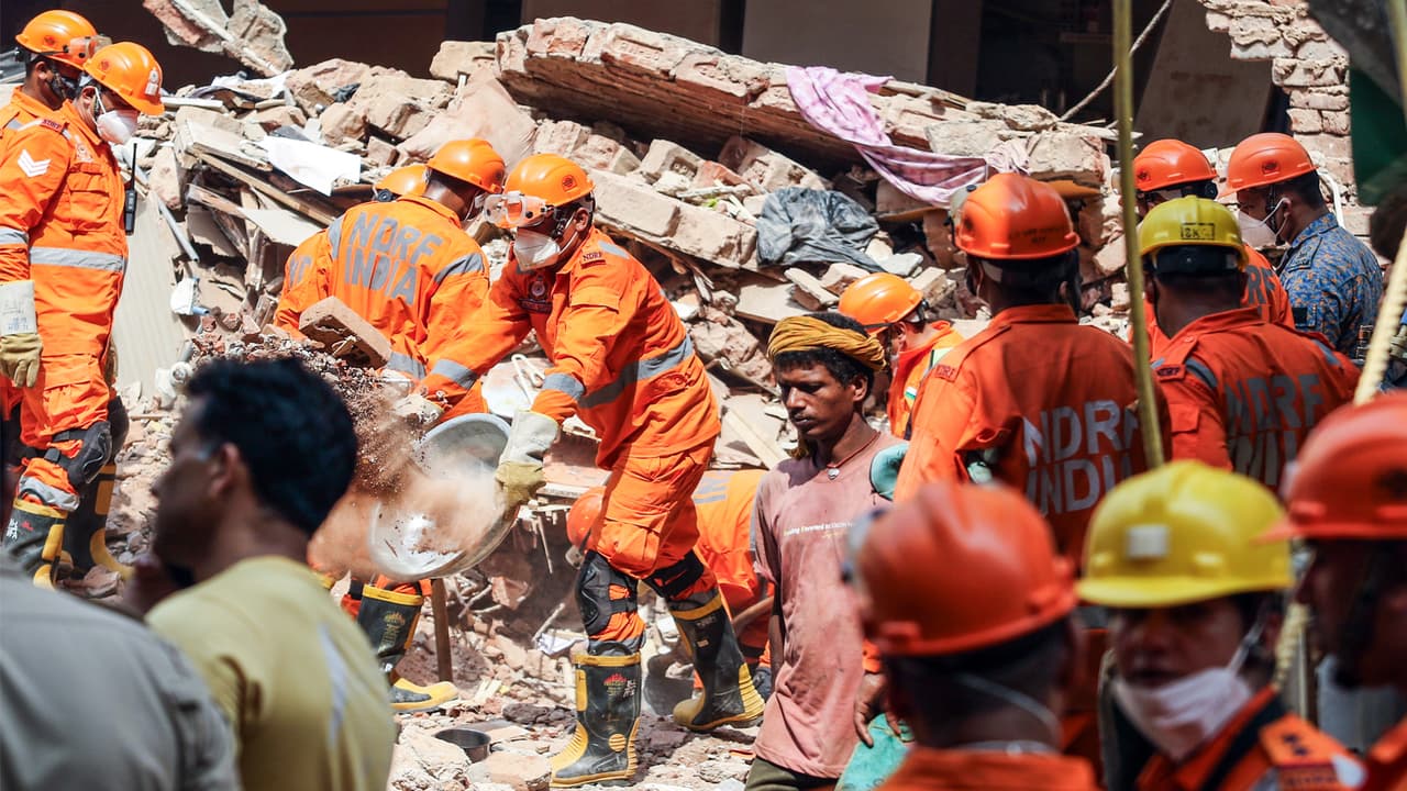 Delhi Building Collapse Arrest Delhi Building Collapse Arrest