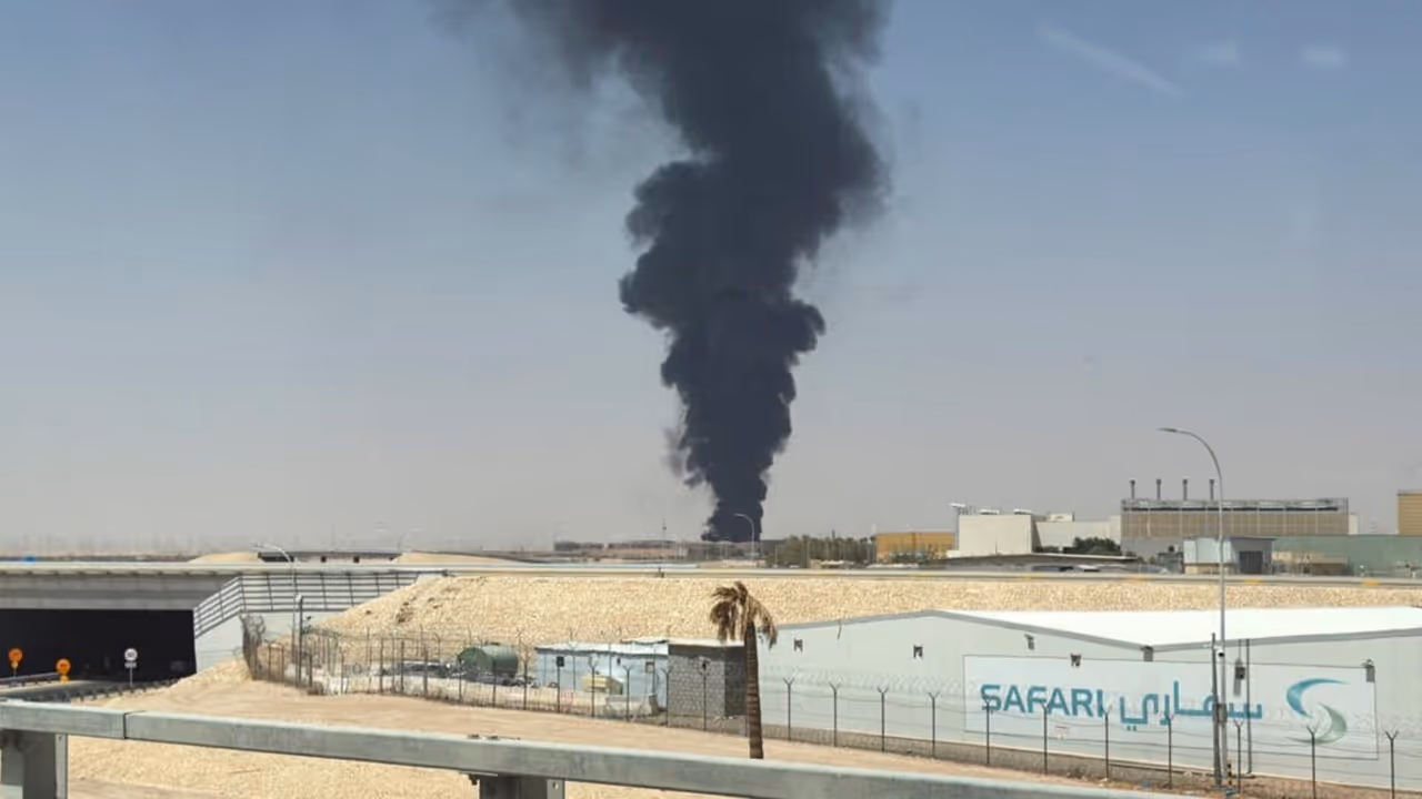 riyadh airport houthi ballistic missile attack saudi arabia (file photo) riyadh airport houthi ballistic missile attack saudi arabia (file photo)