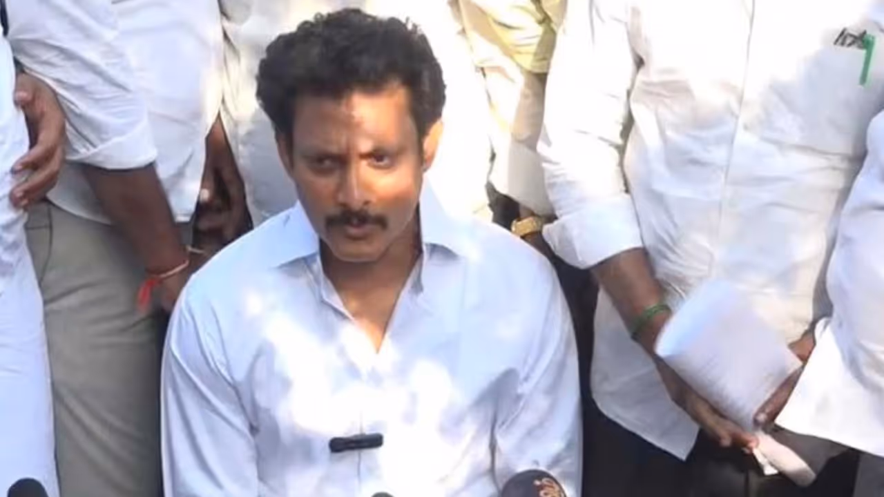 Former TN Minister Anbil Mahesh tamil nadu ex education minister anbil mahesh jailed in rs 100 crore bribery case Former TN Minister Anbil Mahesh tamil nadu ex education minister anbil mahesh jailed in rs 100 crore bribery case