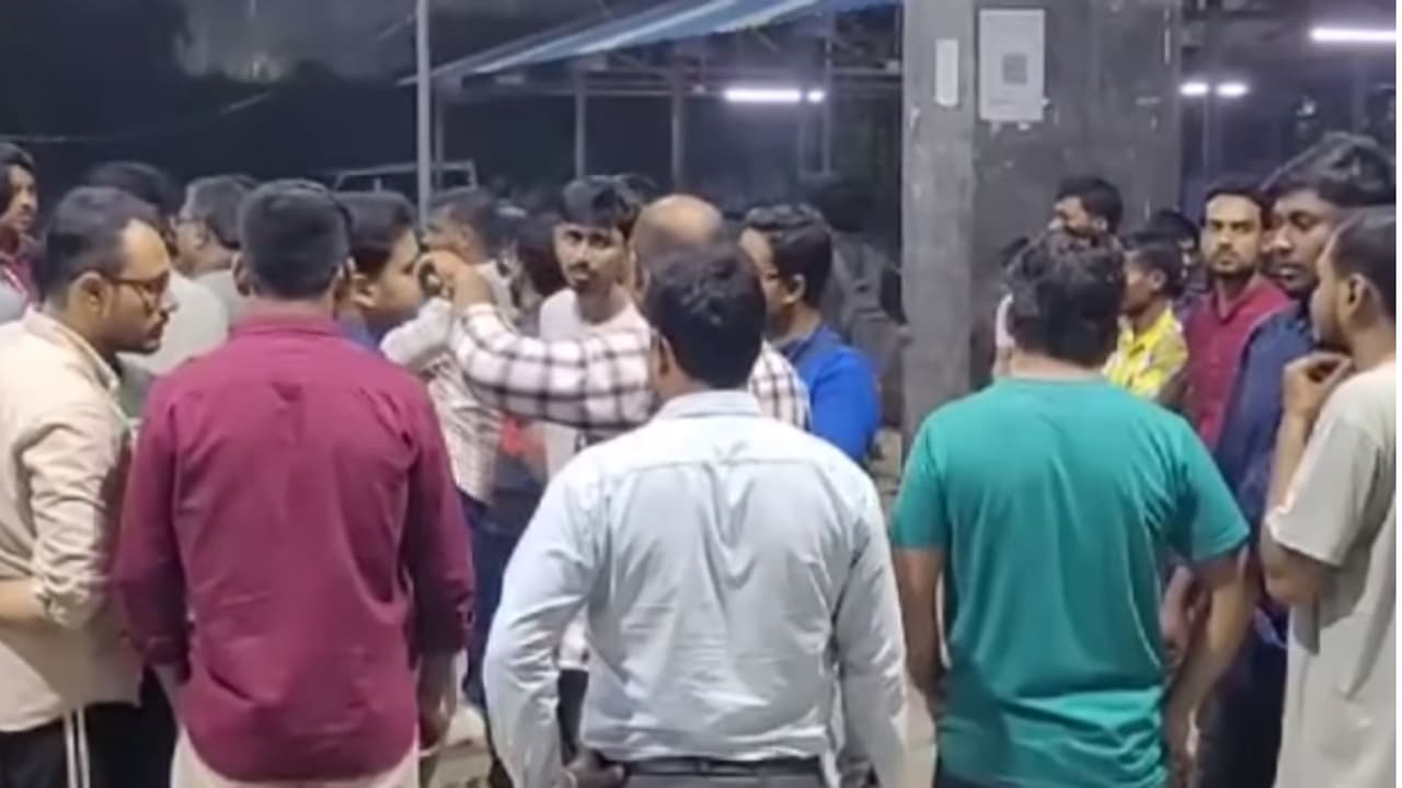 Raiganj Medical College and Hospital Raiganj Medical College and Hospital