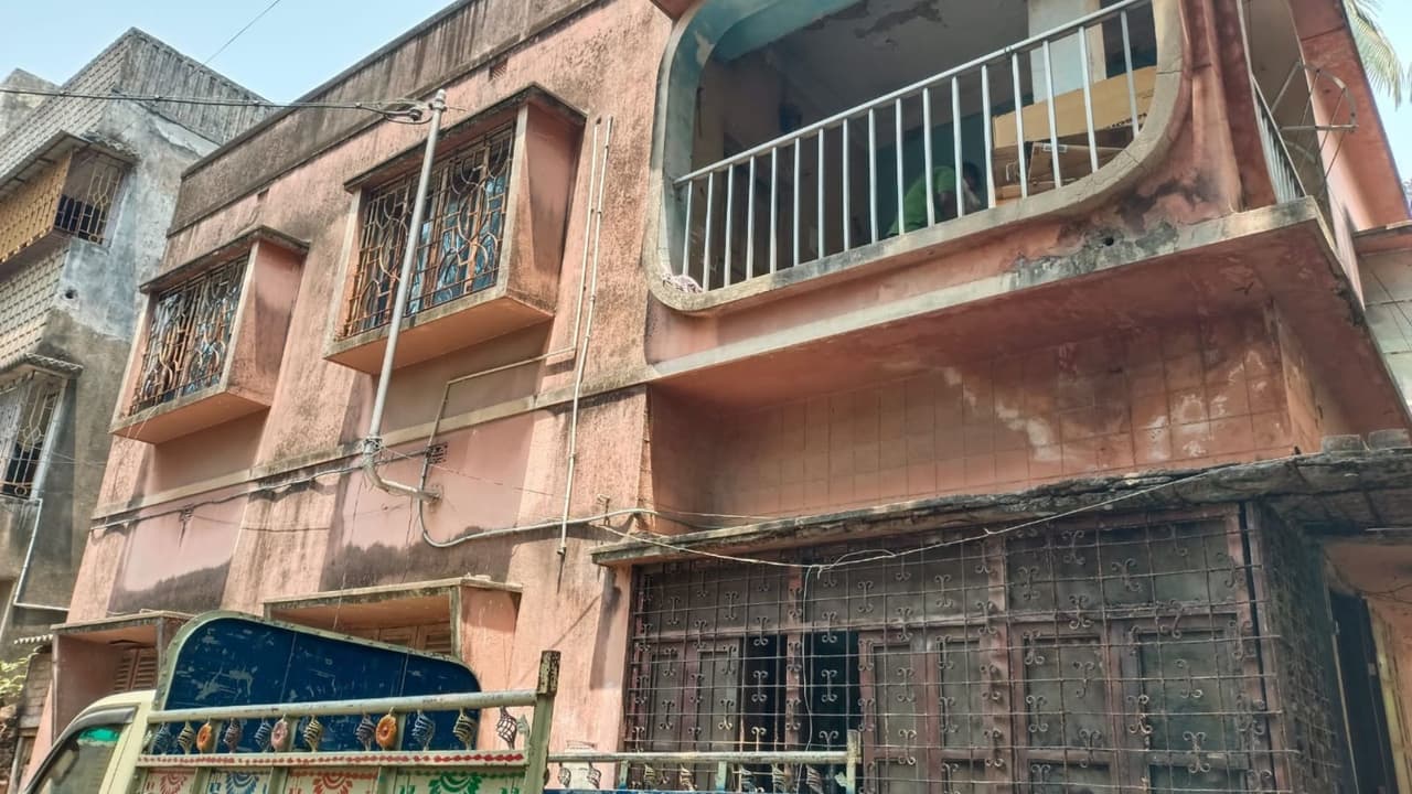 Krishanu Dey house Krishanu Dey house