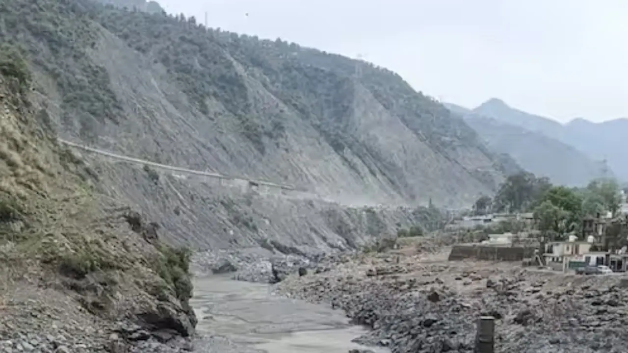 Pakistan s Chenab River Water Crisis Farmers Protest Food Shortage Threat
