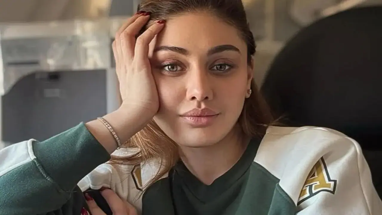 Shefali Jariwala s Sudden Death at 42 Sparks Mumbai Police Investigation