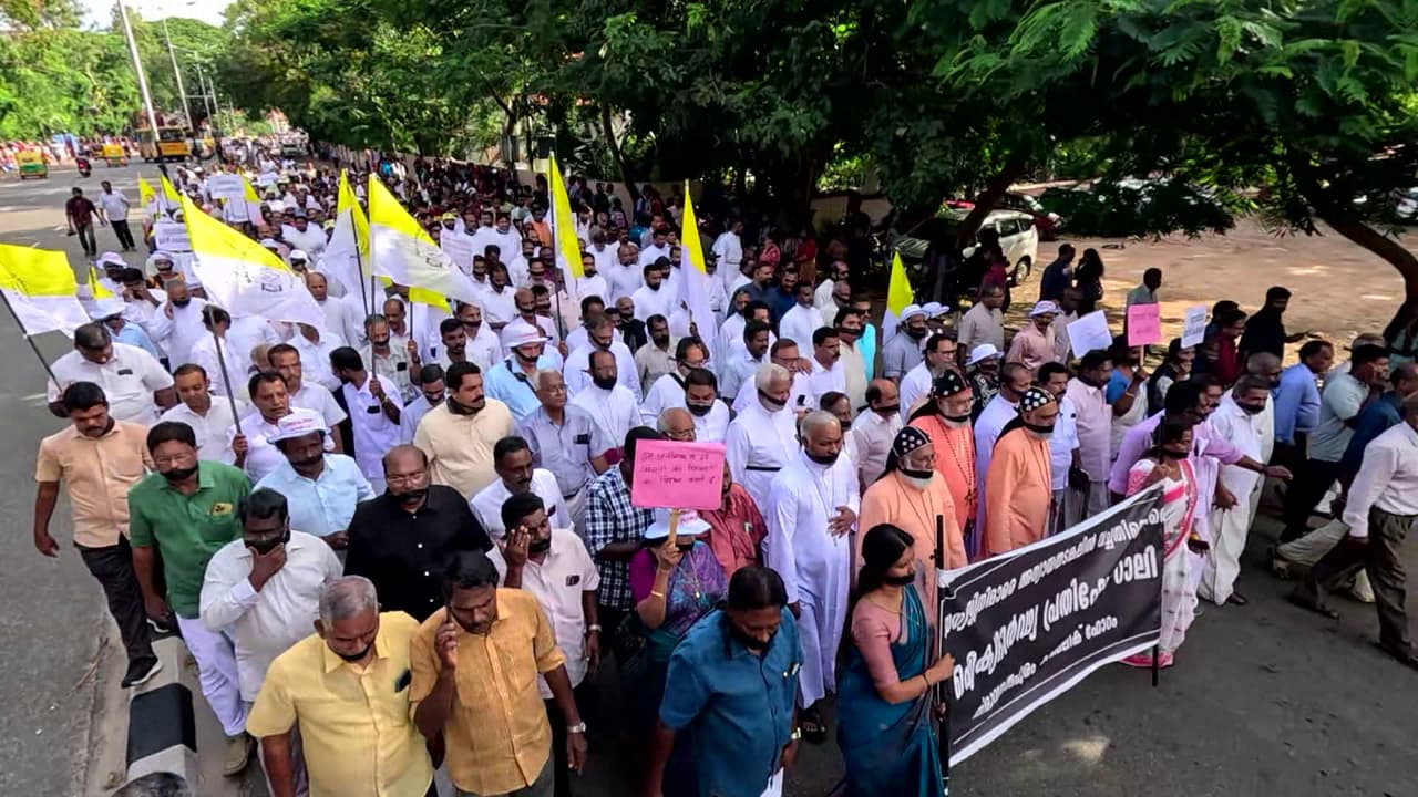 nuns arrest protest nuns arrest protest