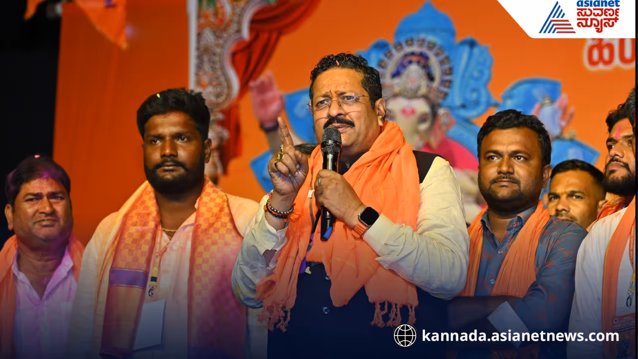 Yatnal storms cm siddaramaiahs home turf Mysuru with massive roadshow